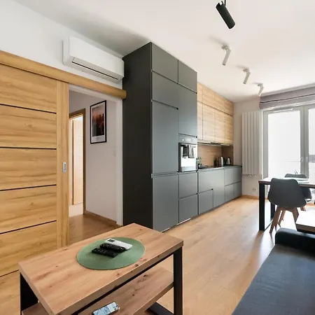 شقة Wola Skwer Happy By Bookinghost