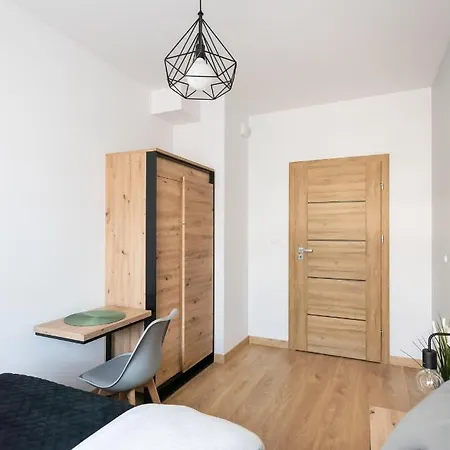 Lejlighed Wola Skwer Happy By Bookinghost *